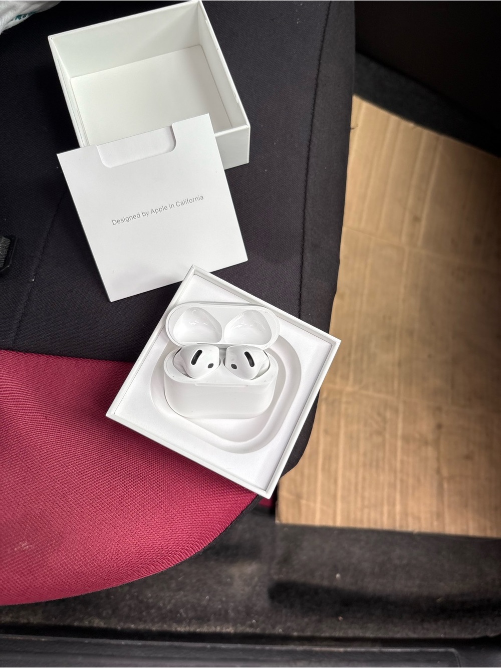 Brand new Apple White Wireless Earbuds with Charging Case and Packaging